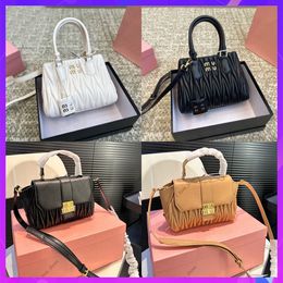 Luxury Designer Handbag Totes Bag Arcadie Matelasse High Quality Shoulder Bags 3D texture Leather Crossbody Young Girl Bags Gifts With Box Size 20x16cm