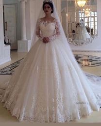 Arabic Princess Long Sleeves Ball Gown Wedding Dresses With Appliques Romantic Sweep Train Dubai Lace Bridal Gowns Robe Mariage B28 0510