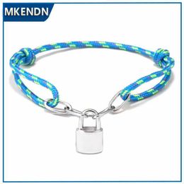 Charm Bracelets MKENDN Camping 550 Paracord Lock Bracelet Handmade Jewellery Rope Bracelet Lovers Gifts for Men Women Wrap Metal Hooks Y240510