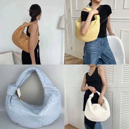 Woven Dumpling Handheld wallet designer 40cm Baskets Buns Chaoda genuine 2024 leather bags Cloud Knotted Vegetable luxuries designers women black bag tote 0AOZ