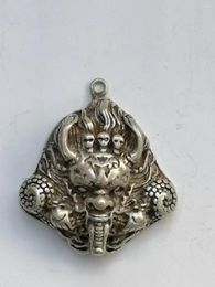 Decorative Figurines Collected Old Chinese Tibet Silver Carving Dragon Head Amulet Pendant Decoration