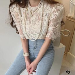 Women's T Shirts Temperament Square Neck Slim Fit Tanks Camis Hollowed Out Hook Flower Bubble Sleeve Short Shirt Embroidered Blouse