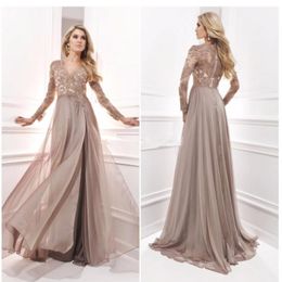 Anmutig eine Linie Chiffon Mutter der Braut Kleider gegen Nacken Langarm Seitentier -Applikationen Perlen Abendkleid für Frauen 238K