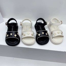 Sandals Childrens Shoes 2024 Spring New Girl Style Fashion Korean Edition Versatile for Middle and Small Children H240510