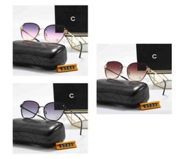 Designer Sunglasses Cycle Luxurious Fashion Woman Mens Banquet Street Shooting New Oval Face Driving Vacation Summer Sunglasses Counter Box2481459