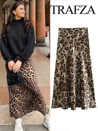 TRAFZA Summer Womens Silk Satin Textured Leopard Print Skirt Chic High Waist Side Zipper Elegant Slim Fishtail 240508