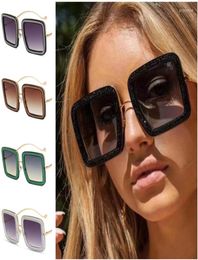Sunglasses Women Glitter Diamonds Sun Glasses Adumbral AntiUV Spectacles Oversize Frame Eyeglasses Square Ornamental6365077