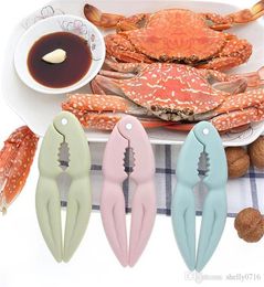 3 Colors Creative Peeling Walnut Nut Clip Lobster Crab Biscuit Crab Pliers Seafood Tools Kitchen Gadgets Pink Blue Green6285292