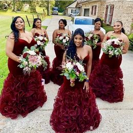Velvet Burgundy Bridesmaid Dresses Sweetheart Ruched Ruffles Mermaid Plus Size Maid of Honour Dress Country Wedding Party Gowns Lace Up 329k