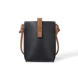 Ladies Leather Mobile Phone Bag First Layer Small Satchel Simple One Shoulder Messenger Versatile Couple 240509