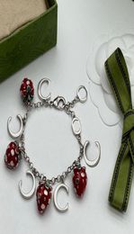 2023 Designer Bracelet Strawberry Bracelet Necklace Unique Design bracelet party gift wedding matching Jewellery box7527650