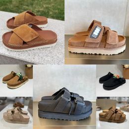 Designer black Sandals Outdoor Sand beach Rubber Slipper Fashion Casual Heavy-bottomed buckle Sandal leather sports sandals size 35-44