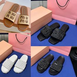 New Designer luxury womens Summer Flat Sliders outdoors Rubber Waterproof Black Woven flops slip-on travel beach Rubber pink pool sandals size 35-41