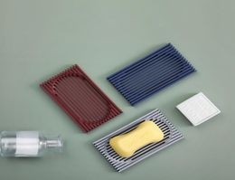 Creative Silicone Shape Soap Box Drain Holder Box Bathroom Supplies Shower Storage Nonslip Dish Gadgets8920443