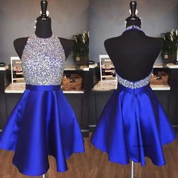 Kurzes Heimkehrkleid 2019 Neue funkelnde Strass sexy sexy Rückenless Schwanzkleider Kristall Perlen Mini -Prom Partykleider billig maßgeschneidert 0510