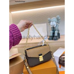 Lui Vintage Lvvl Lvity Lvse Women Buckle Bag 7A Postman Flap Metal metis Cowhide Shoulder Material Open Pocket Designer Luxury