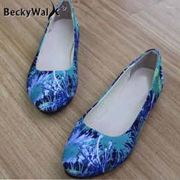 Casual Shoes Flat Women Suede Printing Flower Slip On Boat Female Shoe Comfortable Ballet Flats Zapatos Mujer WSH3609