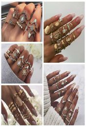 Cluster Rings 1 Set Women Fashion Hearts Fatima Hands Virgin Mary Leaf Hollow Geometric Crystal Ring Wedding Jewelry1258675
