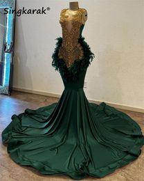 Neue Diamonds Green Prom Glitzerkristalle Strasssperlen Federn Geburtstagsfeier Kleiderkleid Roben