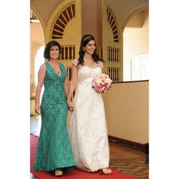 Modest Full Lace Mother Of The Bride Dresses Deep V Neck Zipper Back Evening Gowns Floor Length Wedding Guest Dress B86 0510