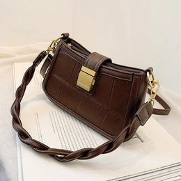 Shoulder Bags Niche Design Texture Handbags 2024 Autumn/winter Fashion Messenger Bag Single Armpit Square Width: 23cm