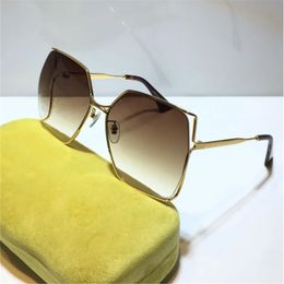 Womens designer rectangular frame sunglasses with metal bracket design classic fashion style G0817 womens luxurious light Coloured decorative mirror