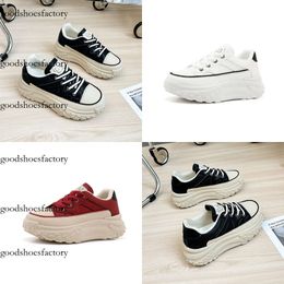 Designer Women Woman Black Girls Shoes White New Casual Red Outdoor Sports Trainers Leather Platform Sneakers Original edition