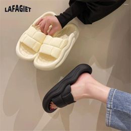 Slippers Women Indoor Home Summer Soft Comfortable Non Slip Flip Flops Bath Couple Family Flat Shoes El Sandals