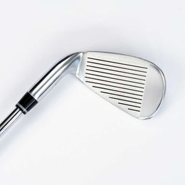 Golf Club for Men and Women, Beginner's Size 7 Iron, Carbon Dry Club, Popular in South Korea