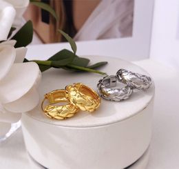 2021 luxury designer jewelry hoop earrings for women charm gold nugget vintage wedding party gifts silver sensitive ears womens rh9036084