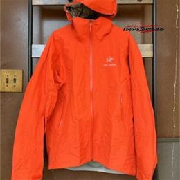 Designers varumärke Windbreaker Hooded Jackets Zeta SL Men's Raincoat Orange Red Men's L 3ylo