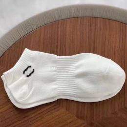 2024 new Cotton Socks Women Men Classic Breathable Black White Mixing Football Basketball Sports Sock Designer Luxury Casual Comfort Sock