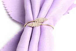 Shiny Crystal Diamonds Gold Napkin Ring Wrap Serviette Holder Wedding Banquet Party Dinner Table Decoration Home Decor 249C31396682