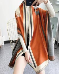 Luxury Winter 2020 New Carriage Scarf Warm Shawl Thicken Tassels Horse Fashion Cashmere Poncho Cape Womens Wraps6508531