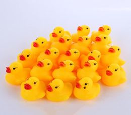 Fashion Bath Water Duck Toy Baby Small Duck Toy Mini Yellow Rubber Ducks Children Swimming Beach Gifts WY292Q8092467