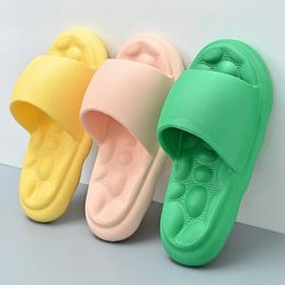 Slippers 2024 Summer Man Women Slipper Pebble Massage Bottom Home Bathroom Heavy Couple EVA Flip Flops Sandals