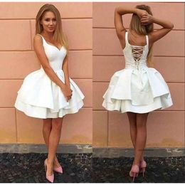 Sweetheart Homecoming Dresses Pure White Short Party Prom Dress Lace-Up Tail Party Dresses Puffy Ruffles Sweet 16 Vestidos De Noche 0510