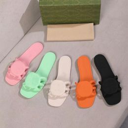 designer sandals interlocking slides flats shoes rubber sole flip flops gear bottoms beach shoes loafers with box 560