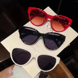 Sunglasses Luxurious Cat Eye Women Round Vintage Brand Designer Heart Style Sun Glasses Men Shades Female Eyewear