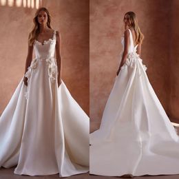 Fashion Wedding Dresses 3D Applique Bridal Gowns with Overskirts Spaghetti Straps Custom Made Backless Bride Dress Vestidos De Novia