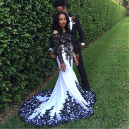 2021 Prom Dresses Black and White Long Mermaid Prom Evening Dress Lace Apliques Off the shoulder Sexy Party Prom Gowns vestido formatur 280r