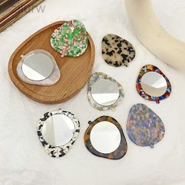Compact Mirrors Vintage and fashionable acetate leaf shaped makeup mirror portable pocket mirror womens makeup mini mirror d240510