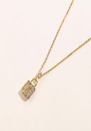 Top Sell Designer Necklace Choker Chain Crystal 18K Gold Plated 925 Silver Plated Stainless Steel Letter Pendants Fashion Womens J4884270