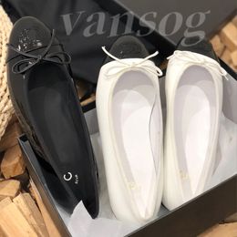 Ballet Flat Dance Dress Shoe Women Designer Casual Shoe Fabric Sexy Ballerina Outdoor High Quality Shoes Quilted Leather Calfskin Loafer Luxury Shoes