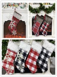 Plaid Christmas Stocking Ornament Xmas Tree Pendant Plush Sock Kids Gift Bag Candy Bag Happy New Year Home Party Christmas Decorat7043609