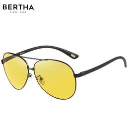 Sunglasses BERTHA Photochromic Sunglasses Wide Frame Big Face Driving Day Night Sunglasses Classic Sunglasses Yellow Lens SB8017 J240508