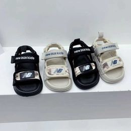 Sandals Childrens Shoes 2024 Spring New Boys Beach Fashion Korean Edition Small and Medium sized Sports H240510