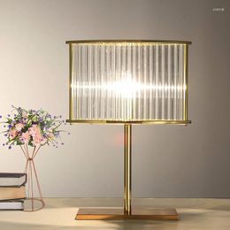 Masa lambaları Modern şeffaf kristal moda yatak odası oturma odası çalışma dekor masası altın LED aydınlatma fikstürü