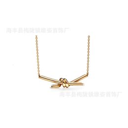 2024 New Designer Jewelry Tiffanyjewelry Necklace Fashion High Quality Necklace Women Necklace Silver Goldplated Knot Knot Necklace With Diamond Studded 752