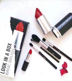 Makeup Brand Look In A Box Basic Brush 4pcsset brushes set with Big Lipstick Shape Holder Makeup TOOLS good item5211184
